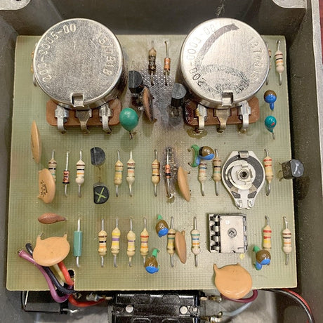 VINTAGE_Compressor_Gray_Case_'79_06