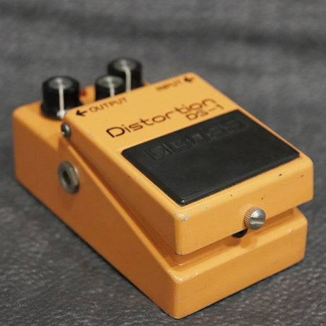 VINTAGE_DS-1_Distortion_'80_Silver_Screw_04