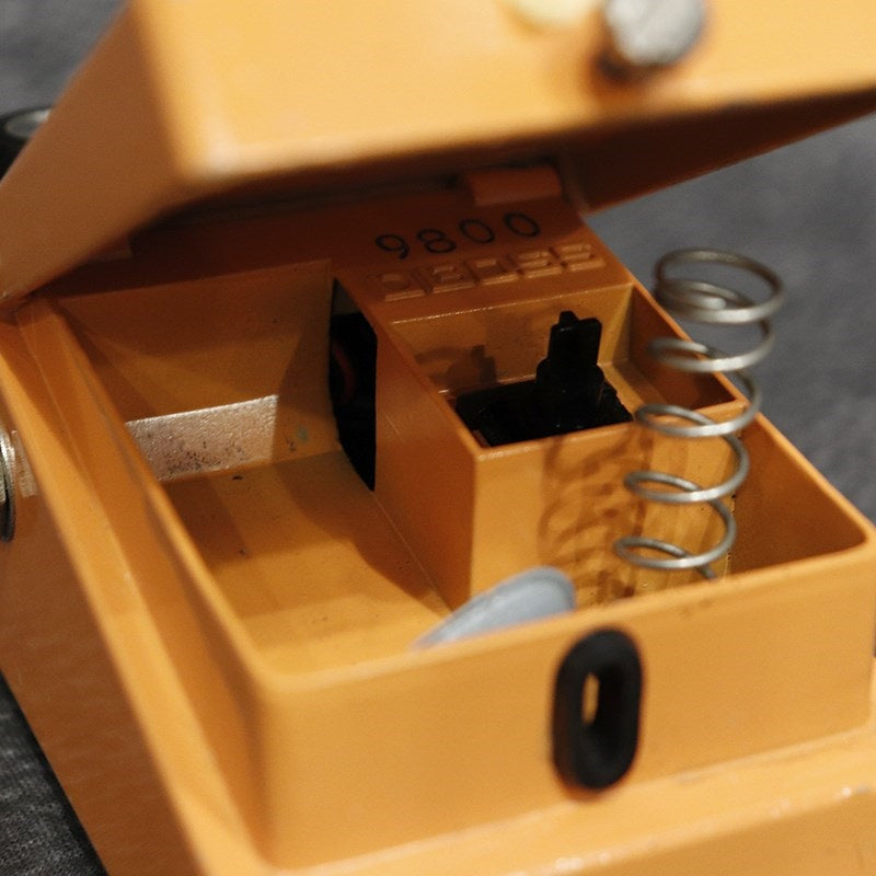 VINTAGE_DS-1_Distortion_'80_Silver_Screw_05