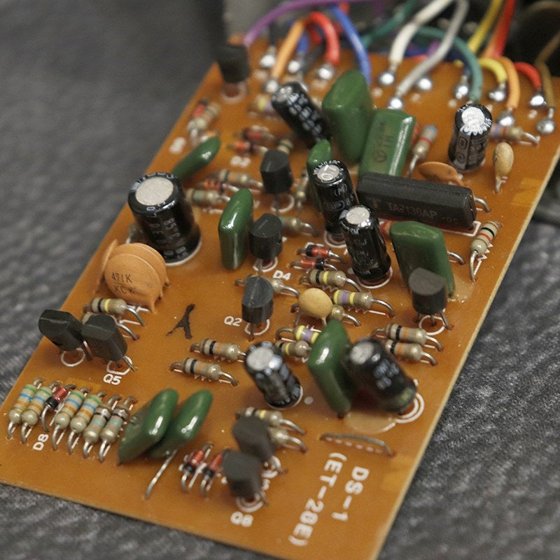 VINTAGE_DS-1_Distortion_'80_Silver_Screw_06