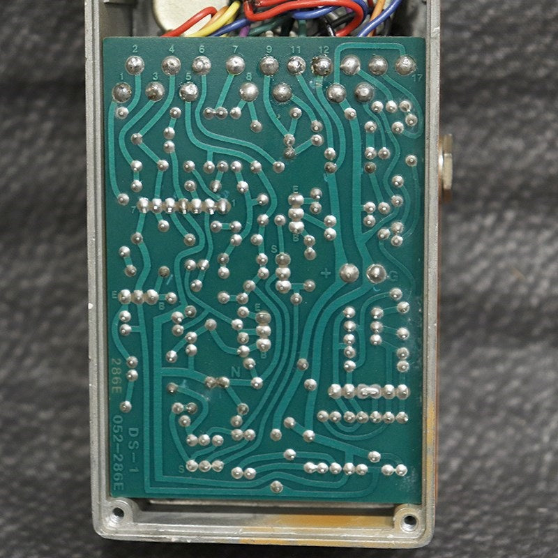 VINTAGE_DS-1_Distortion_'80_Silver_Screw_07