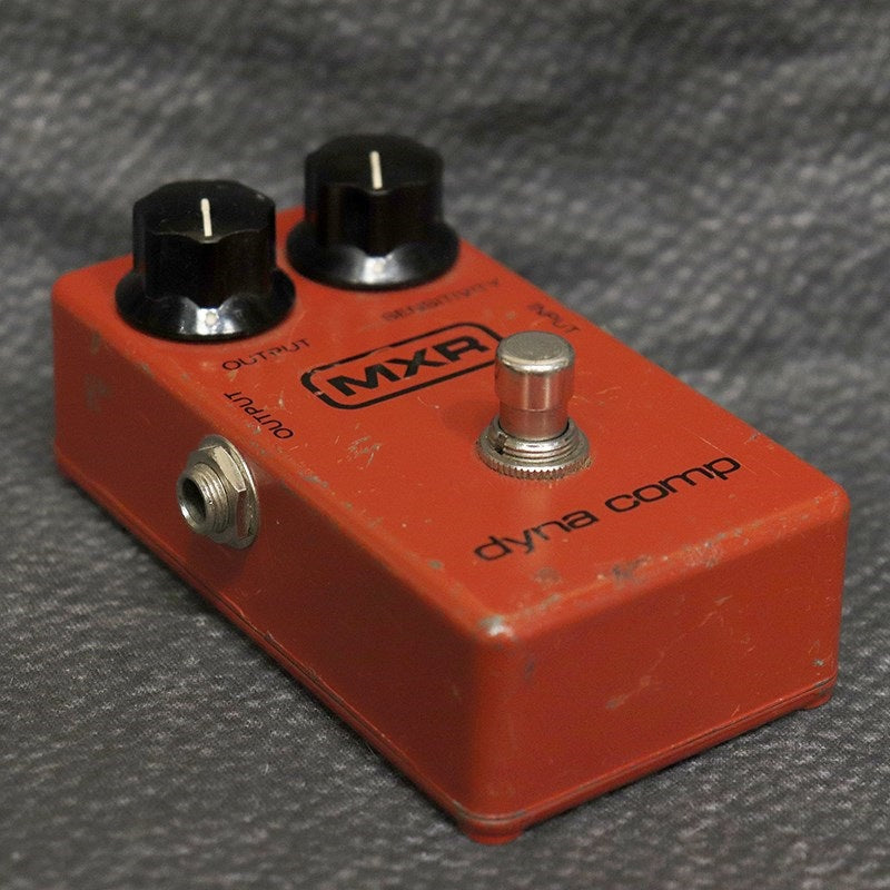 VINTAGE_Dyna_Comp_Block_Logo_'80_04