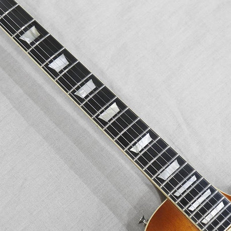 VINTAGE_EG_'79_Violin_Finish_09