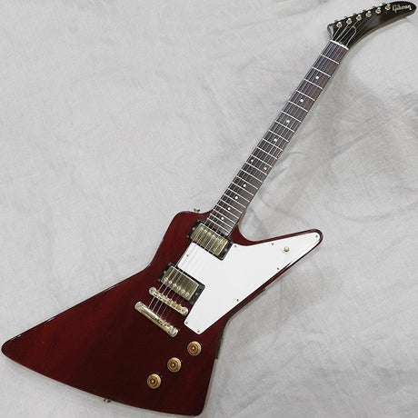 VINTAGE_Explorer_'77_Wine_Red_01