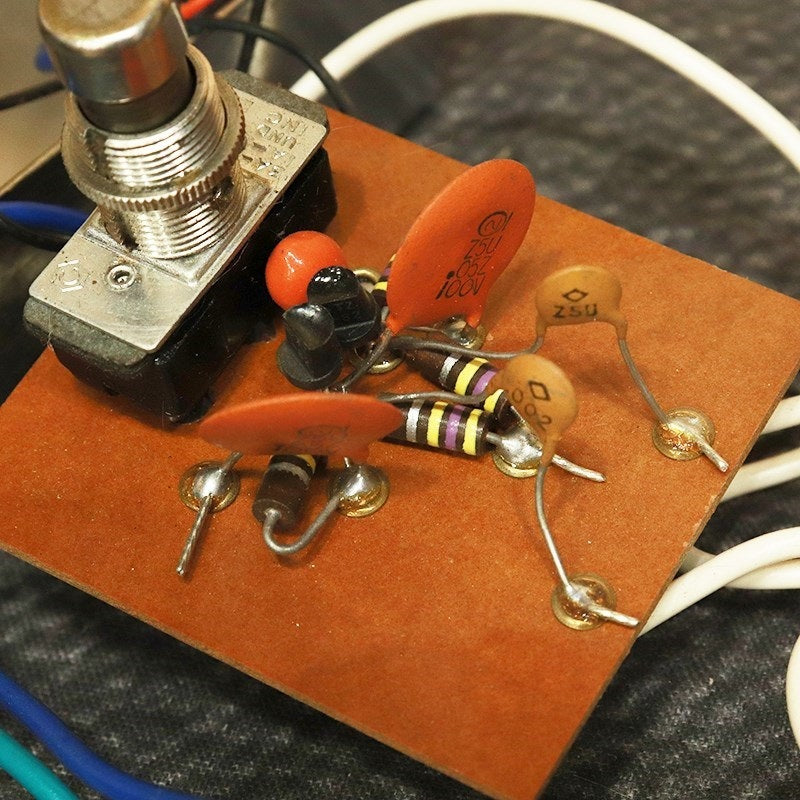 VINTAGE_FUZZ_rite_'68_Silicon_Transistor_Version_06