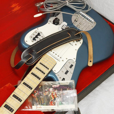 VINTAGE_Jaguar_'71_Laminate_Maple_Fingerboard_w_Black_Block_&_Binding_LakePlacidBlue_M_05