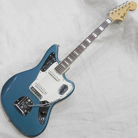 VINTAGE_Jaguar_'72_LakePlacidBlue_R_01