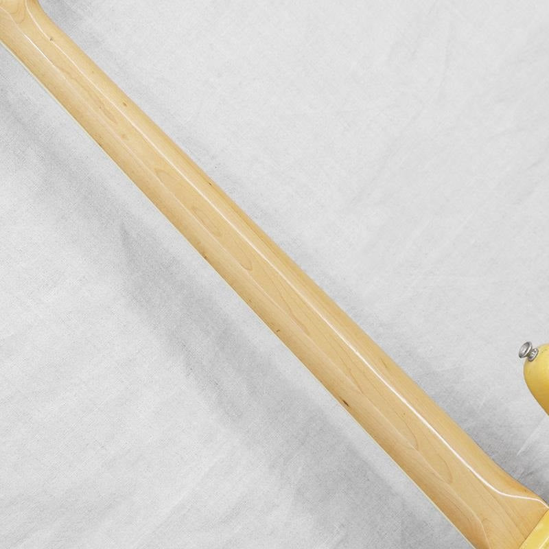 VINTAGE_Jazz_Bass_'71_OlympicWhite_R_08