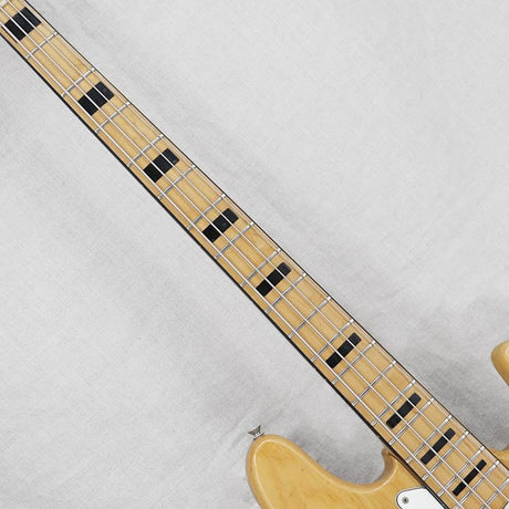 VINTAGE_Jazz_Bass_'72_Black_Block_&_Binding_Natural_M_09