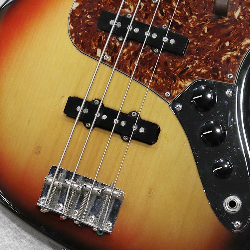VINTAGE_Jazz_Bass_late60's_Refinish_Sunburst_R_06