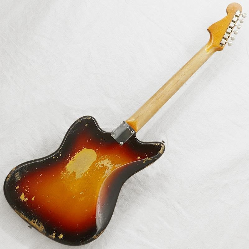 VINTAGE_Jazzmaster_'61_Slab_Fingerboard_Sunburst_R_03