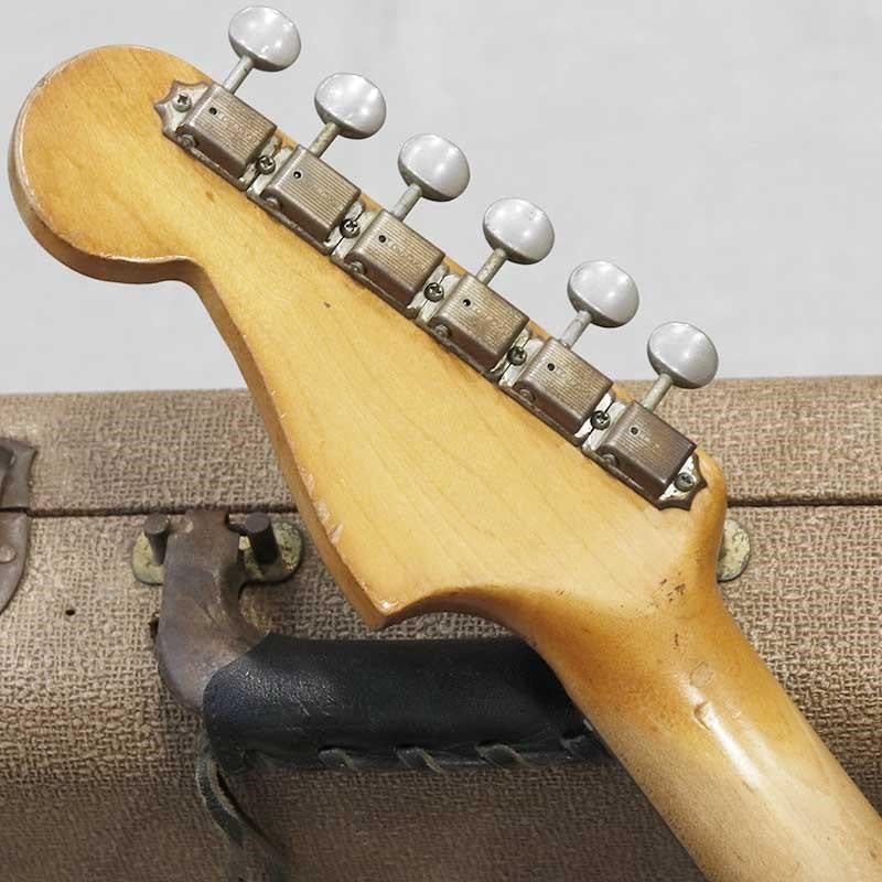 VINTAGE_Jazzmaster_'62_Slab_Fingerboard_Sunburst_R_10