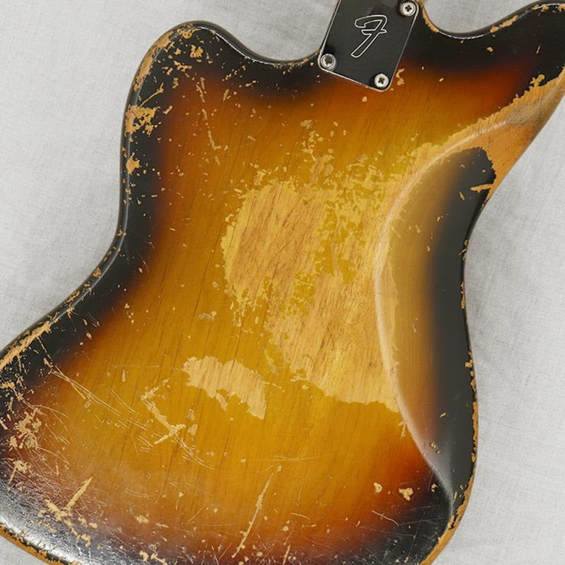 VINTAGE_Jazzmaster_'68_Sunburst_R_04
