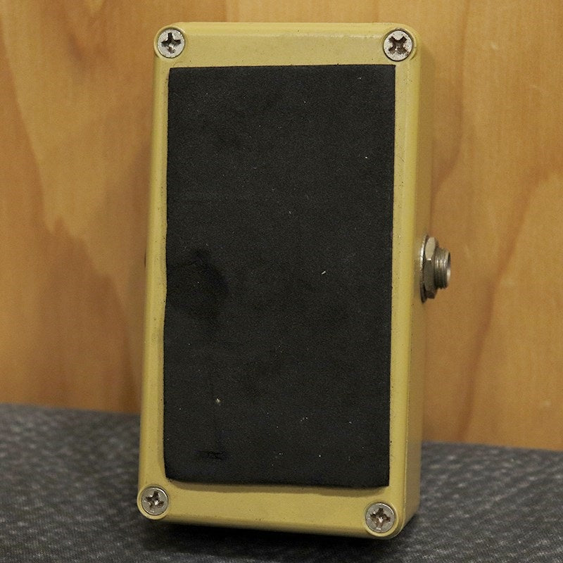 VINTAGE_MXR_Distortion+_Block_Logo_'78_02