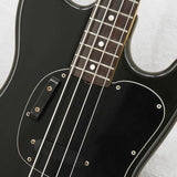VINTAGE_Musicmaster_Bass_'80_Black_R_05