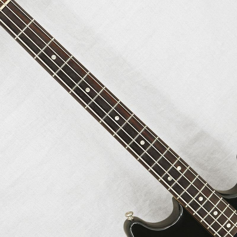 VINTAGE_Musicmaster_Bass_'80_Black_R_09