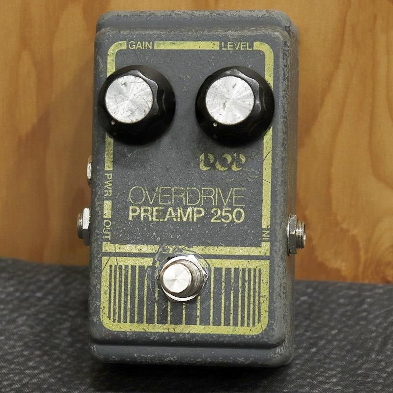 VINTAGE_Overdrive_Preamp_250_Gray_'80_01