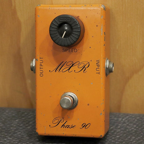 VINTAGE_Phase_90_Script_Logo_BUD_Case_'75_01