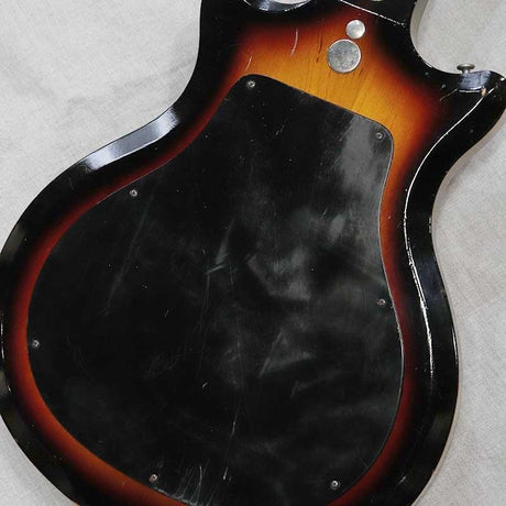 VINTAGE_Pocket_Bass_early60's_Sunburst_04