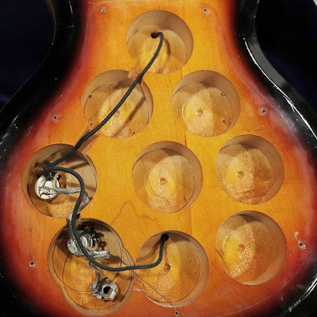 VINTAGE_Pocket_Bass_early60's_Sunburst_07