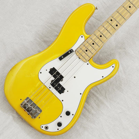 VINTAGE_Precision_Bass_'81_MonacoYellow_M_02