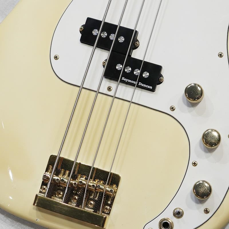 VINTAGE_Precision_Special_'82_White_R_06