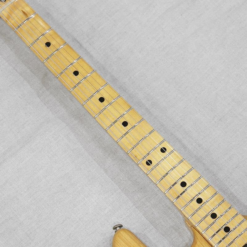 VINTAGE_Saber_II_'78_Natural_M_09