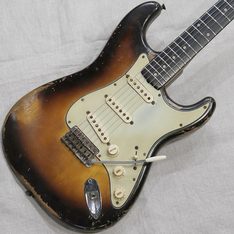 VINTAGE_Stratocaster_'60_Sunburst_R_02