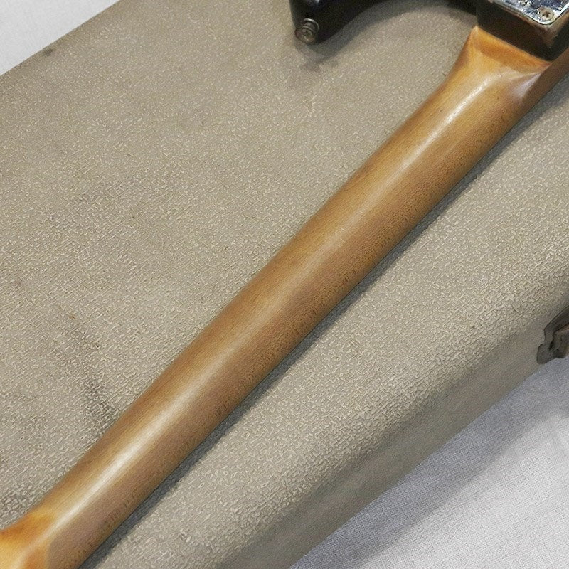 VINTAGE_Stratocaster_'60_Sunburst_R_08