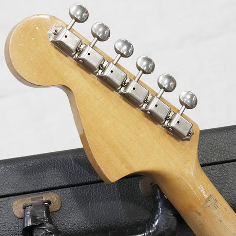 VINTAGE_Stratocaster_'66_CandyAppleRed_R_10