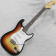 VINTAGE_Stratocaster_'66_Sunburst_R_01