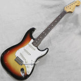 VINTAGE_Stratocaster_'66_Sunburst_R_01