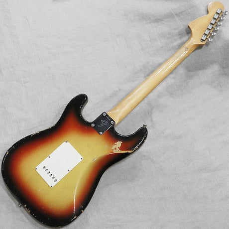 VINTAGE_Stratocaster_'66_Sunburst_R_03