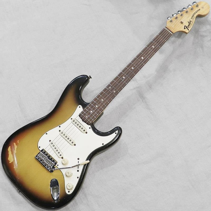 VINTAGE_Stratocaster_'69_Sunburst_R_01