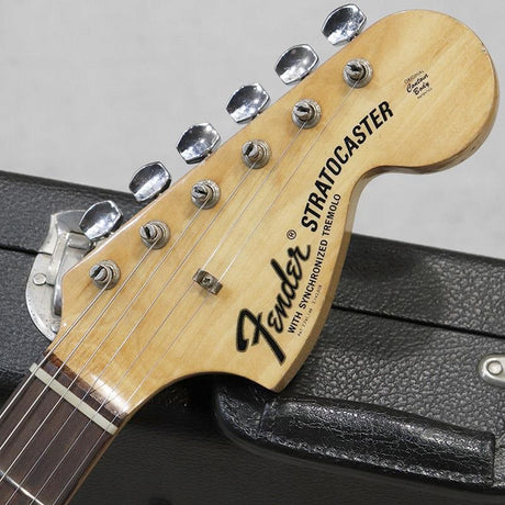 VINTAGE_Stratocaster_'69_Sunburst_R_11
