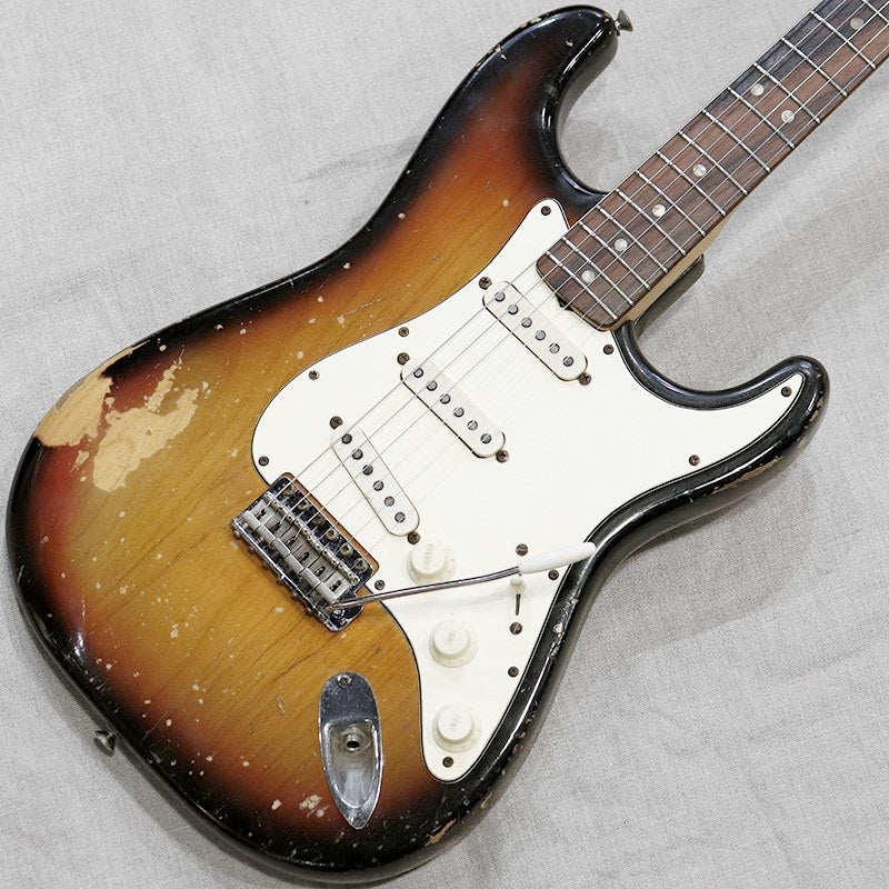 VINTAGE_Stratocaster_'70_Sunburst_R_02