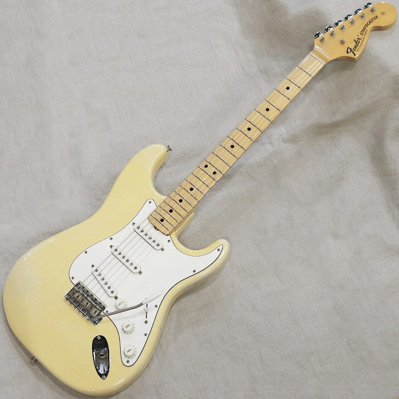 VINTAGE_Stratocaster_'71_Laminate_Maple_Fingerboard_OlympicWhite_M_01