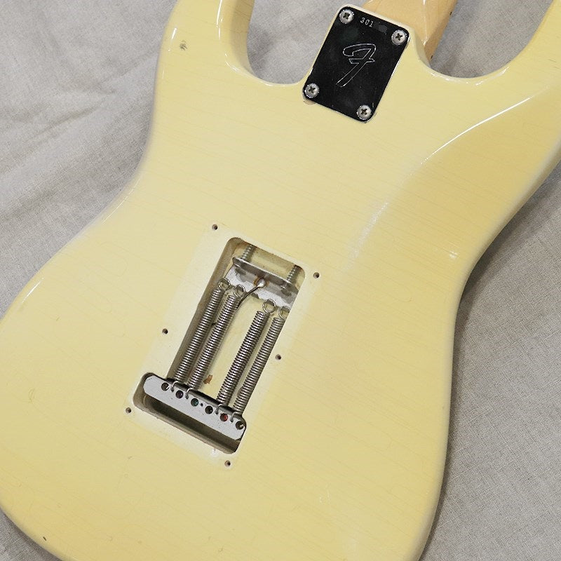 VINTAGE_Stratocaster_'71_Laminate_Maple_Fingerboard_OlympicWhite_M_04