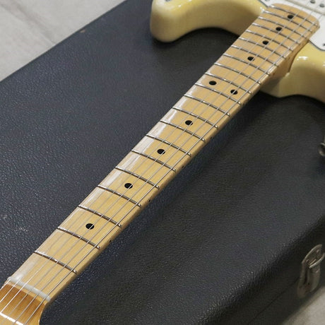 VINTAGE_Stratocaster_'71_Laminate_Maple_Fingerboard_OlympicWhite_M_09