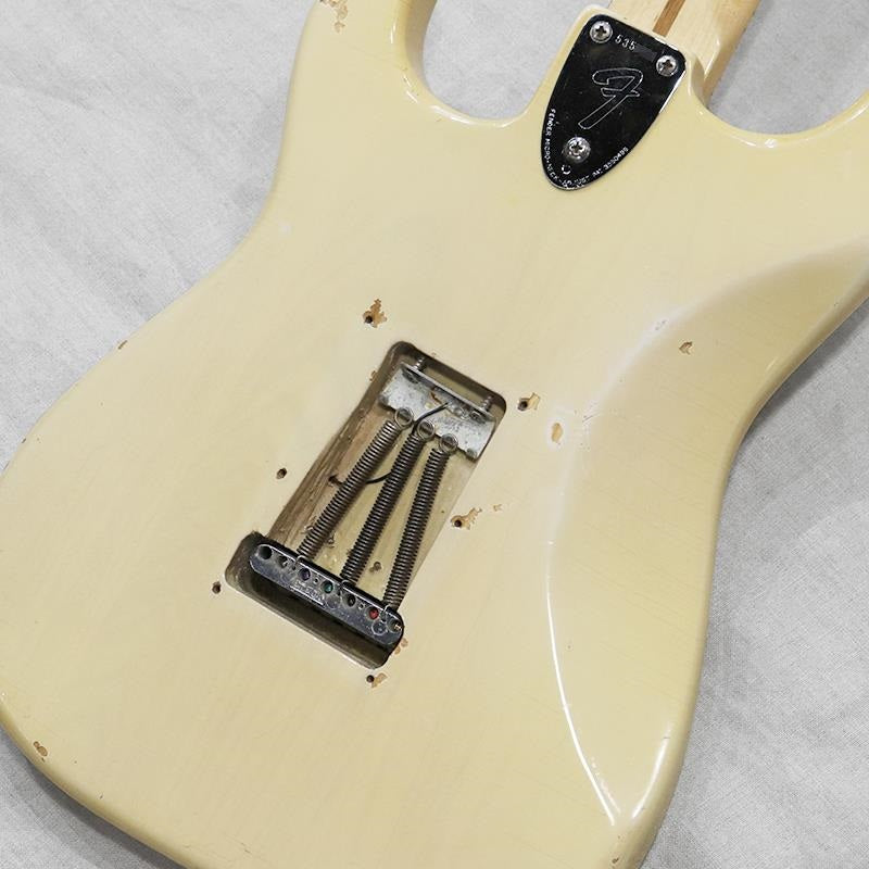 VINTAGE_Stratocaster_'74_Blond_M_04