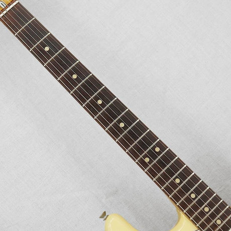 VINTAGE_Stratocaster_'74_Blond_R_09