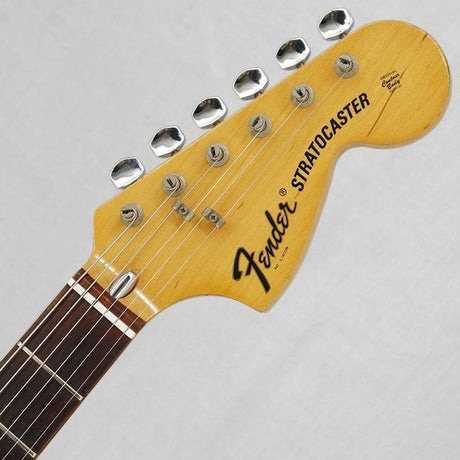 VINTAGE_Stratocaster_'74_Blond_R_11