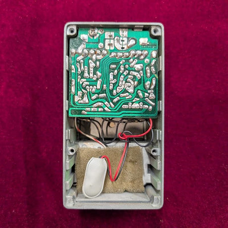 VINTAGE_TS-9_Tube_Screamer_'83_White_Label_06