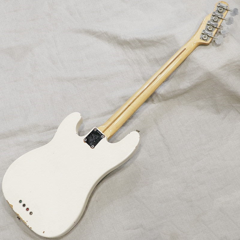 VINTAGE_Telecaster_Bass_'70_Refinish_White_M_03