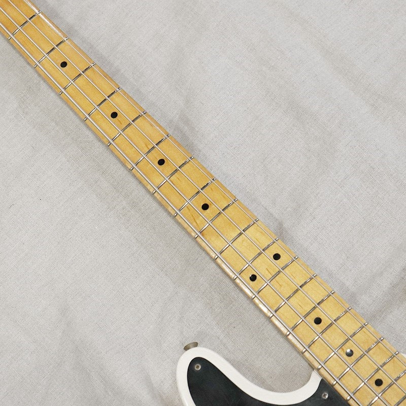 VINTAGE_Telecaster_Bass_'70_Refinish_White_M_09