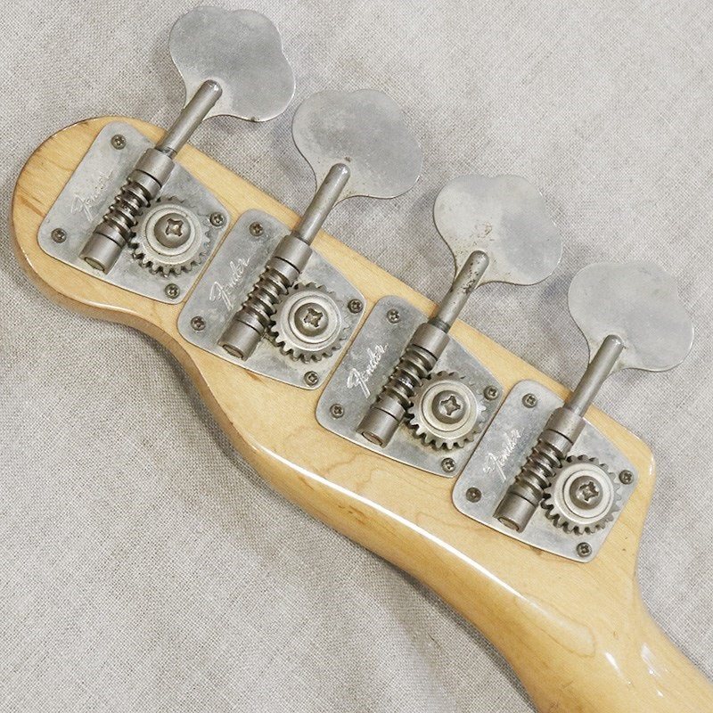 VINTAGE_Telecaster_Bass_'70_Refinish_White_M_10