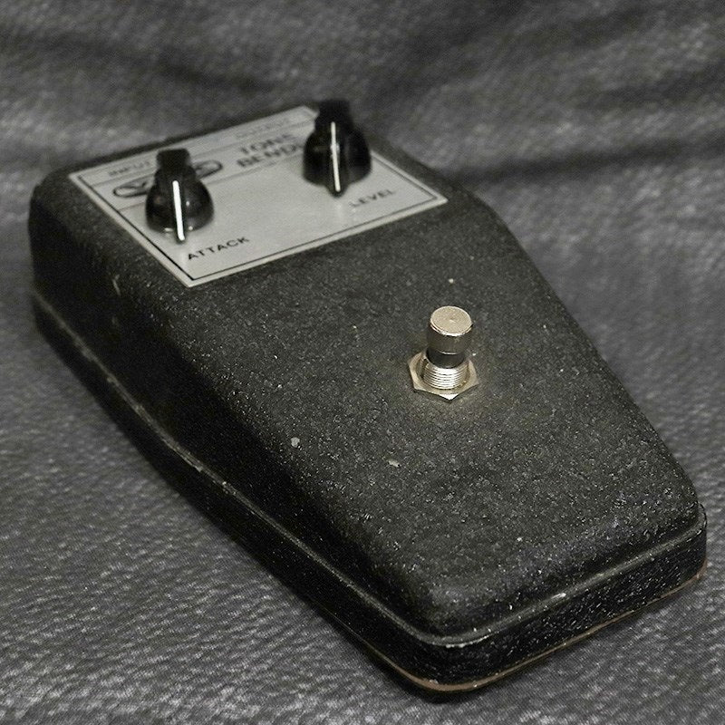 VINTAGE_V828_Tone_Bender_Black_Case_&_Silver_Panel_late60's_04