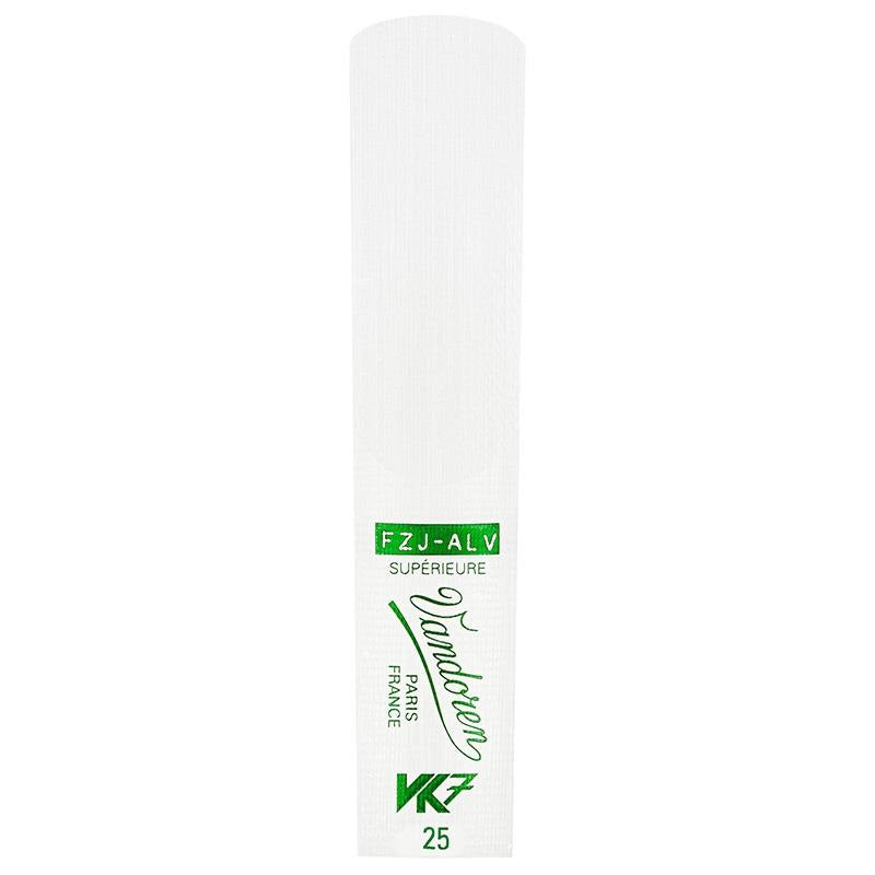 Vandoren_VK7_Synthetic_Reed_for_Tenor_Saxophone_(Hardness__20)_02