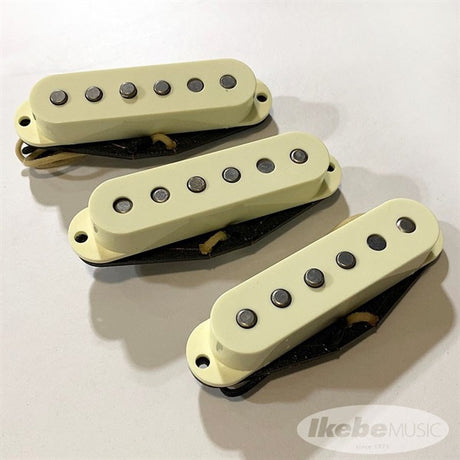 Vintage_Hot_TALL-D_Strat_Set_(Yellow)_[Authentic_Import]_01
