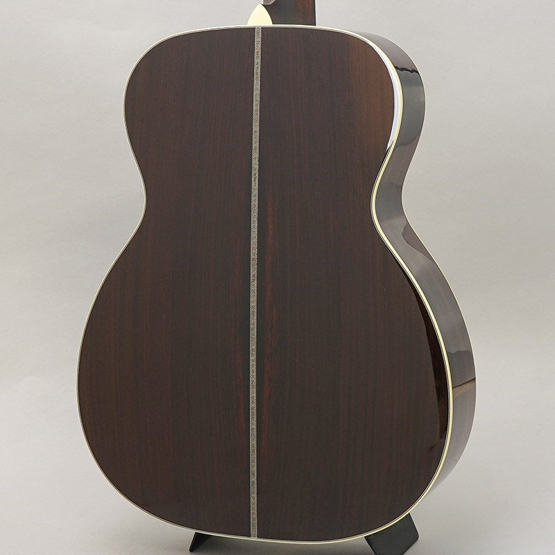 Vintage_TS_OM_#T2501253_Beaujois_02